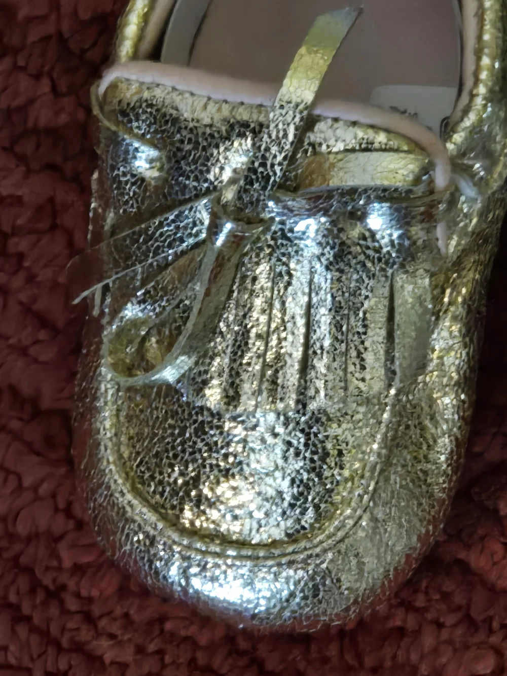 Hudson Baby Metallic Gold Toddler Girl Moccasins Pink Lining Size 6-12 Months